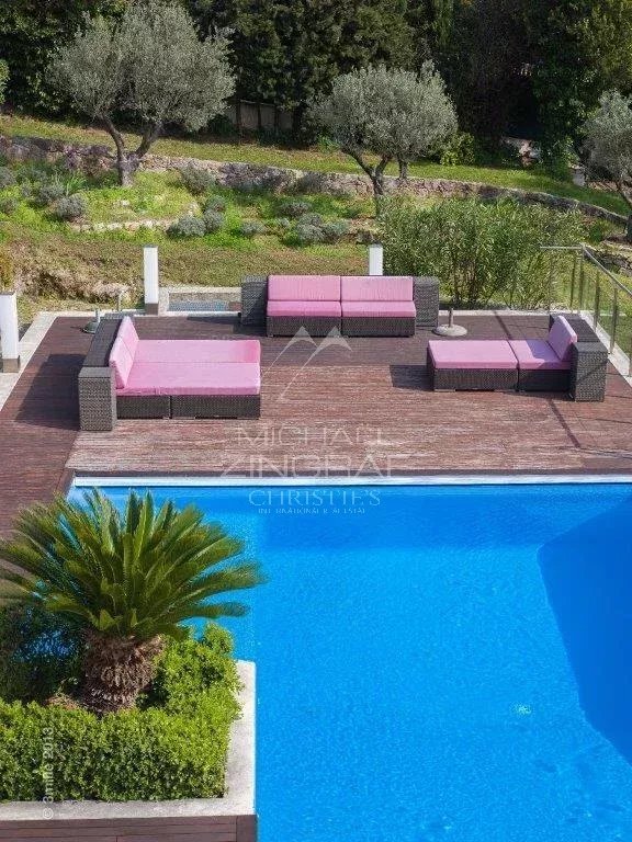 Villa in Font de Veyre, Cannes, France 3 - 16539476