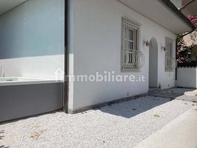 Villa in Center, Forte dei Marmi, Tuscany 3 - 16538765