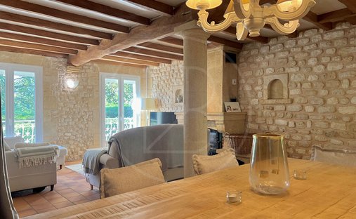 Castle for Sale in Saint-Émilion, Nouvelle-Aquitaine, France