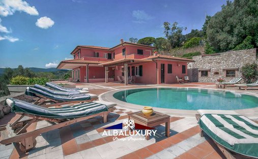 Villa in Portoferraio, Tuscany, Italy 1