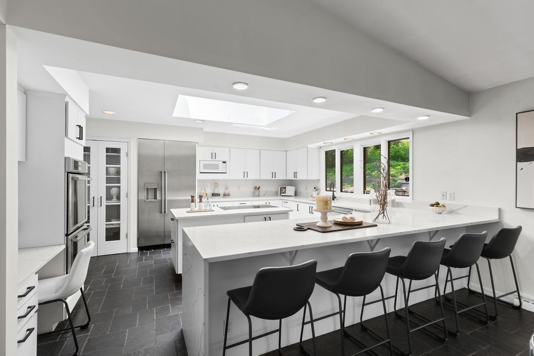 House in Minneapolis, Minnesota, United States 4 - 16540373