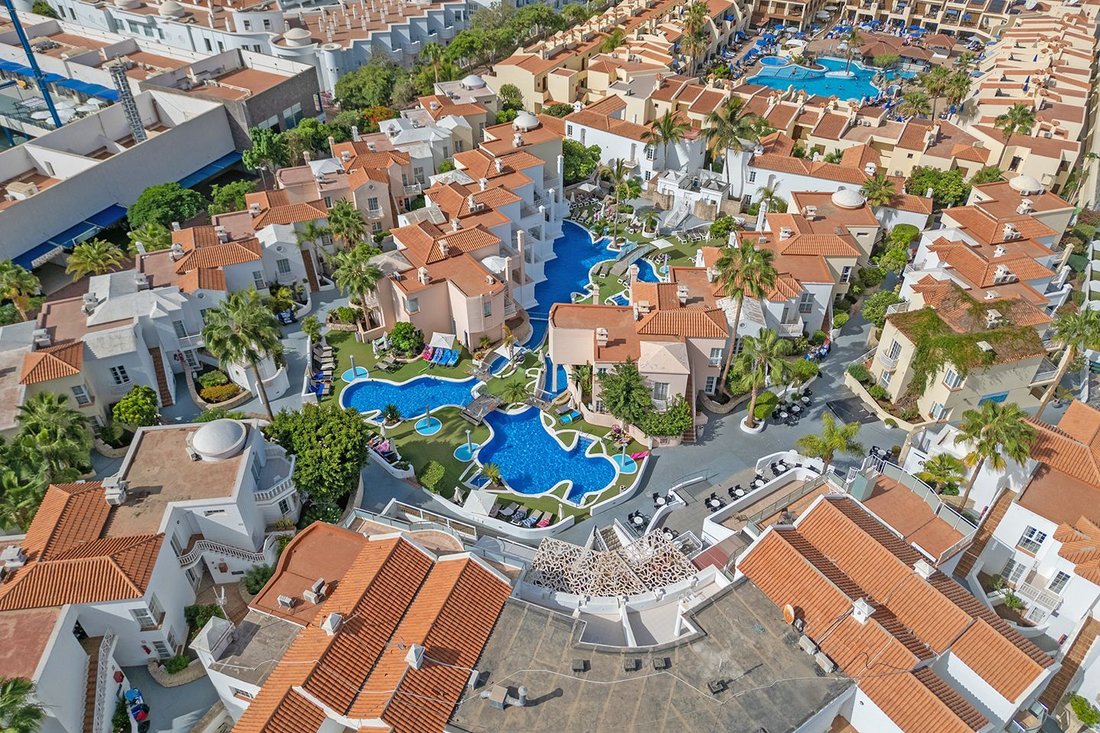 Penthouse in Adeje, Canary Islands, Spain 2 - 16539983
