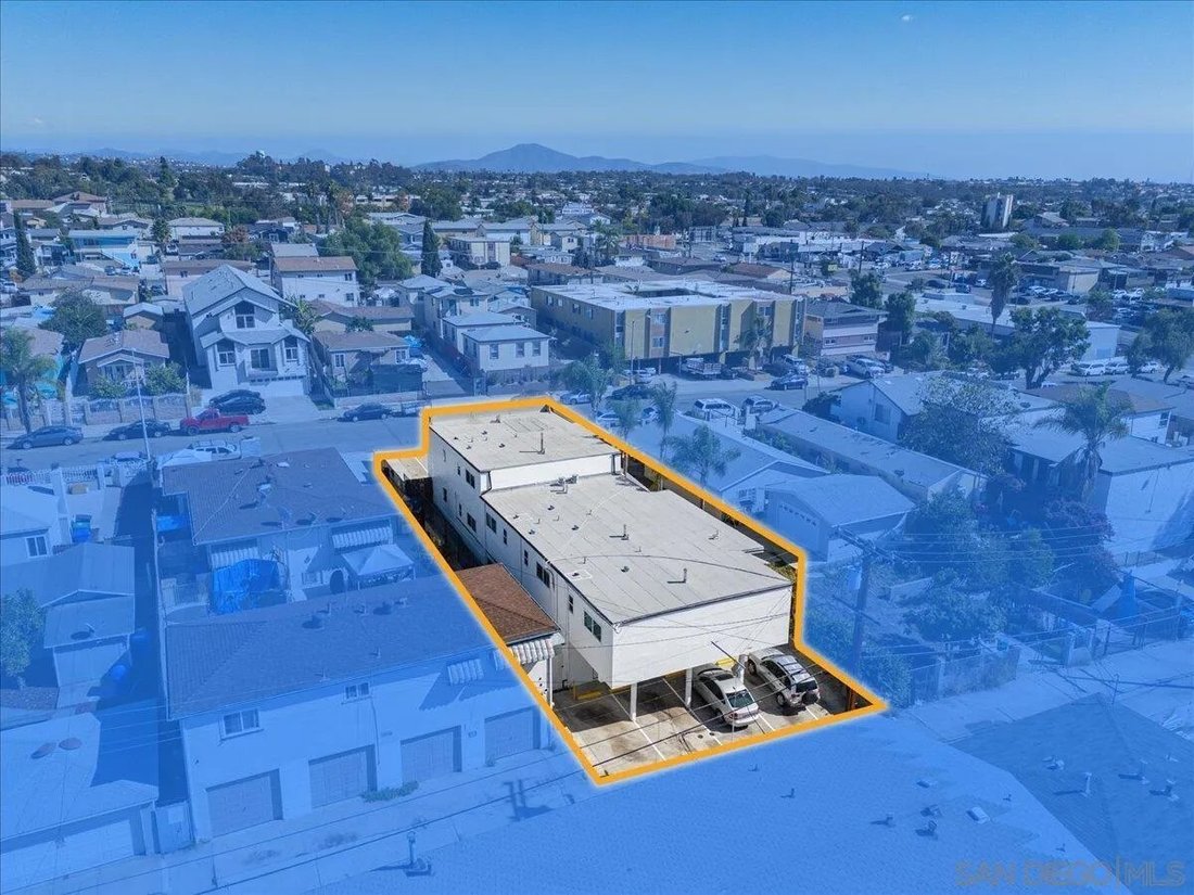 San Diego, California, United States 4 - 16541691