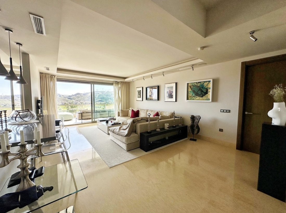Penthouse in Benahavis, Andalusia, Spain 5 - 16543023