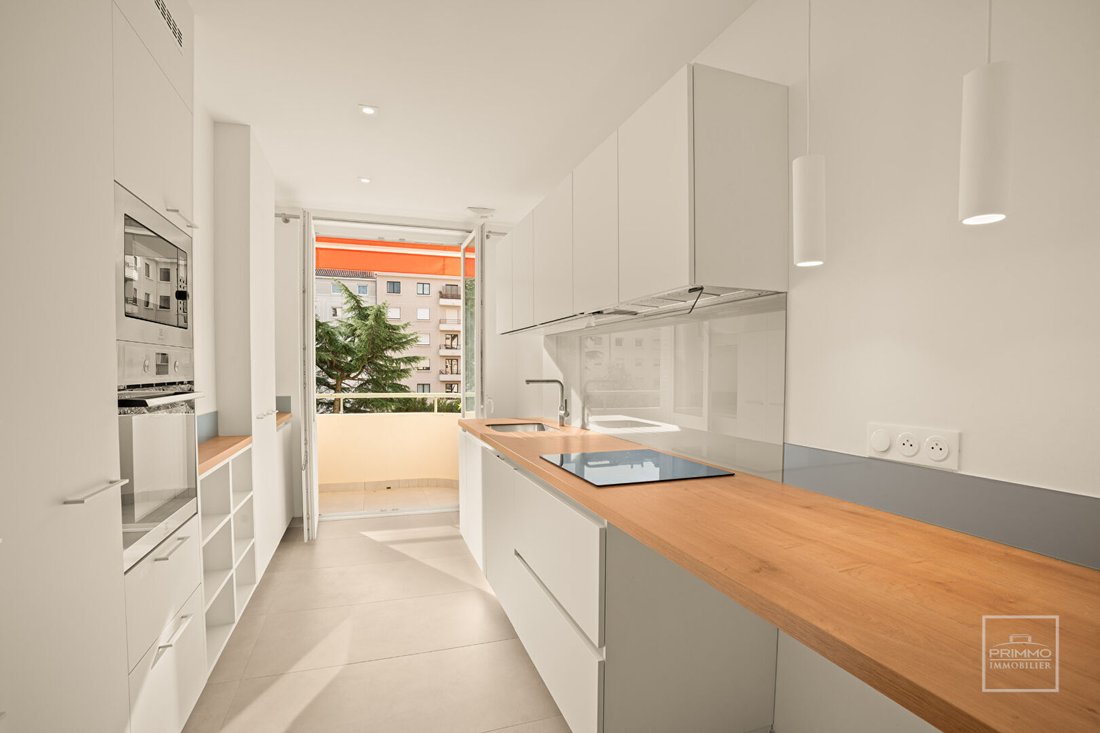 Apartment in Tête d'Or-Foch-Vitton, Lyon 6e Arrondissement, Lyon 2 - 16539342