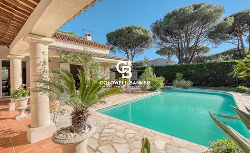Villa in Cogolin, Provence-Alpes-Côte d'Azur, France 1