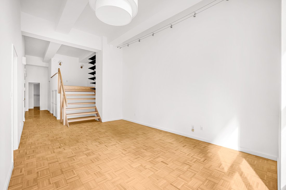House in New York, New York, United States 4 - 16541923