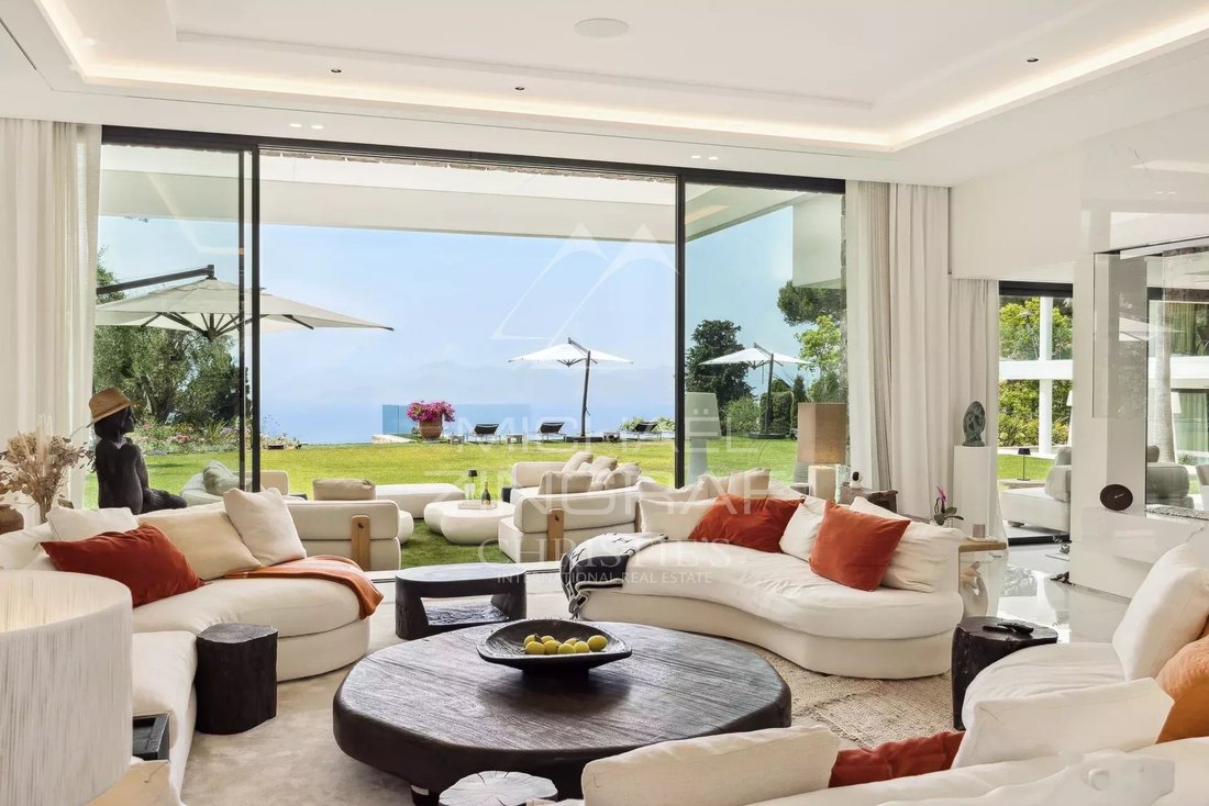 Villa in Cannes, Provence-Alpes-Côte d'Azur, France 3 - 16539538