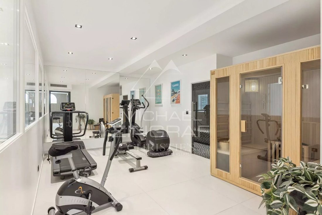 Villa in Vallergues, Cannes, France 4 - 16539537