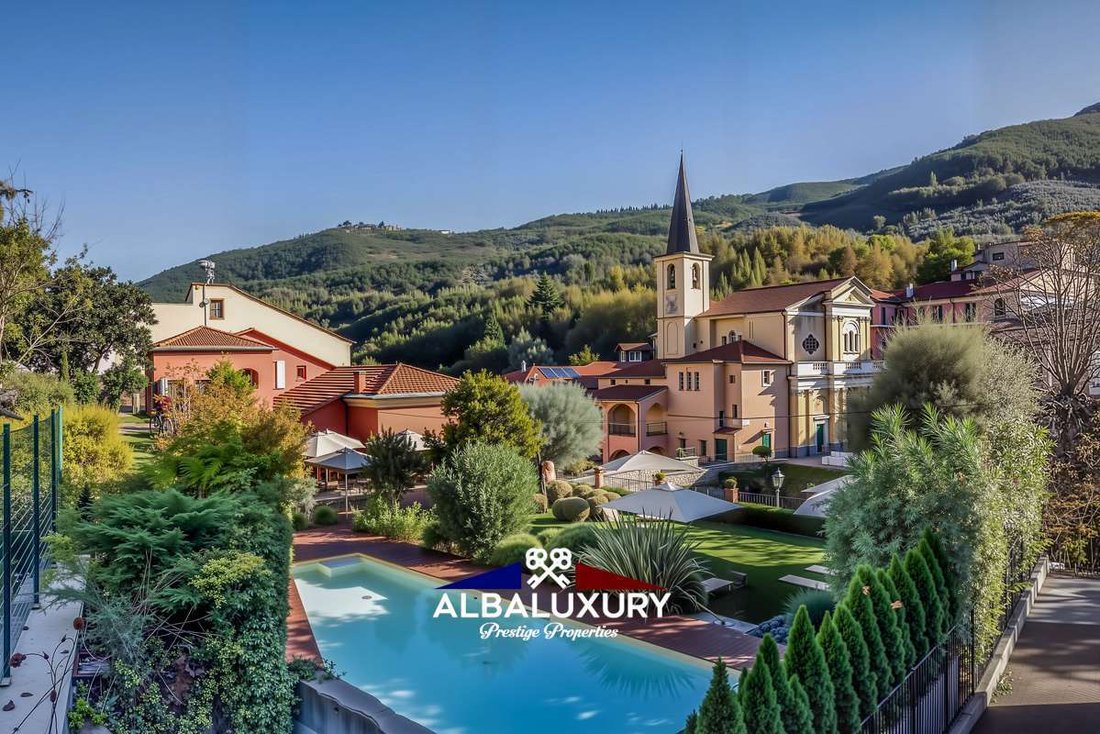 Villa in Borgomaro, Liguria, Italy 1 - 15354728