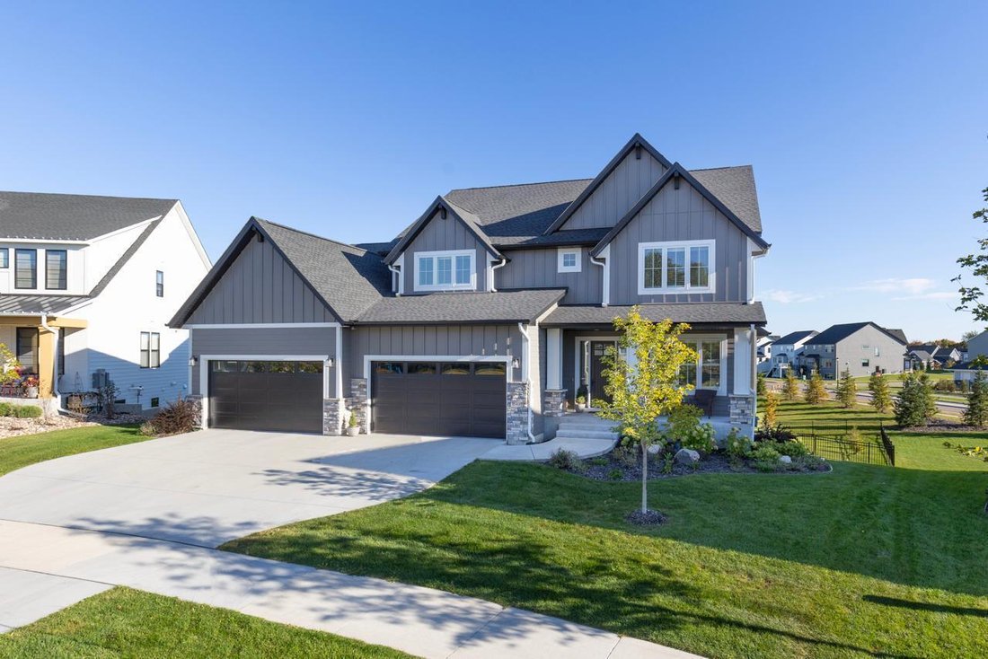 House in Maple Grove, Minnesota, United States 3 - 16540366