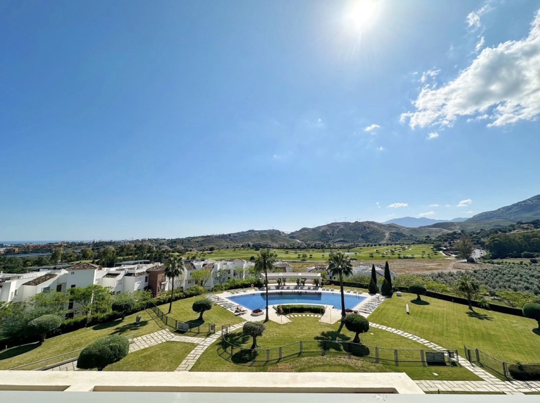 Penthouse in Benahavis, Andalusia, Spain 2 - 16543023