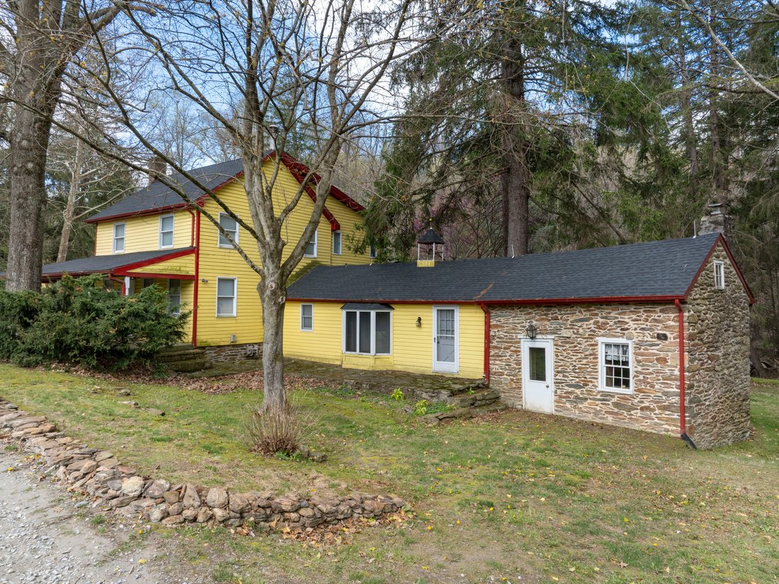 House in Red Lion, Pennsylvania, United States 2 - 16539722