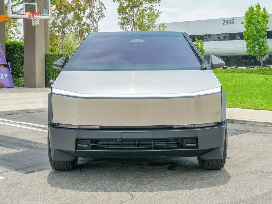 2024 Tesla Cybertruck In Costa Mesa, Ca, United States For Sale (16544103)