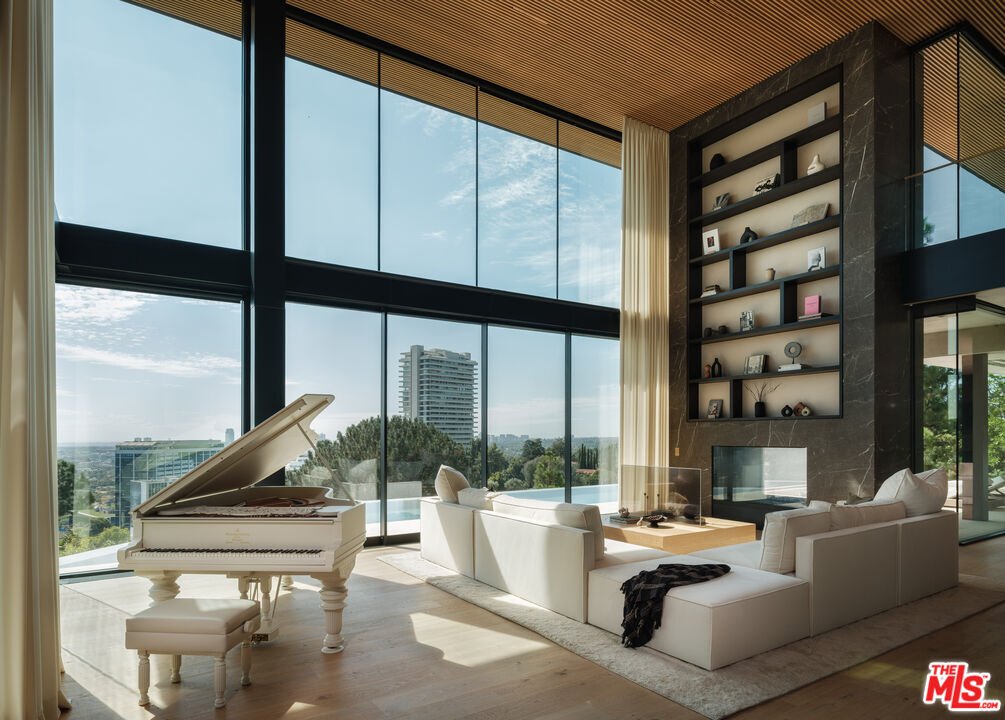 House in Los Angeles, California, United States 2 - 16543435