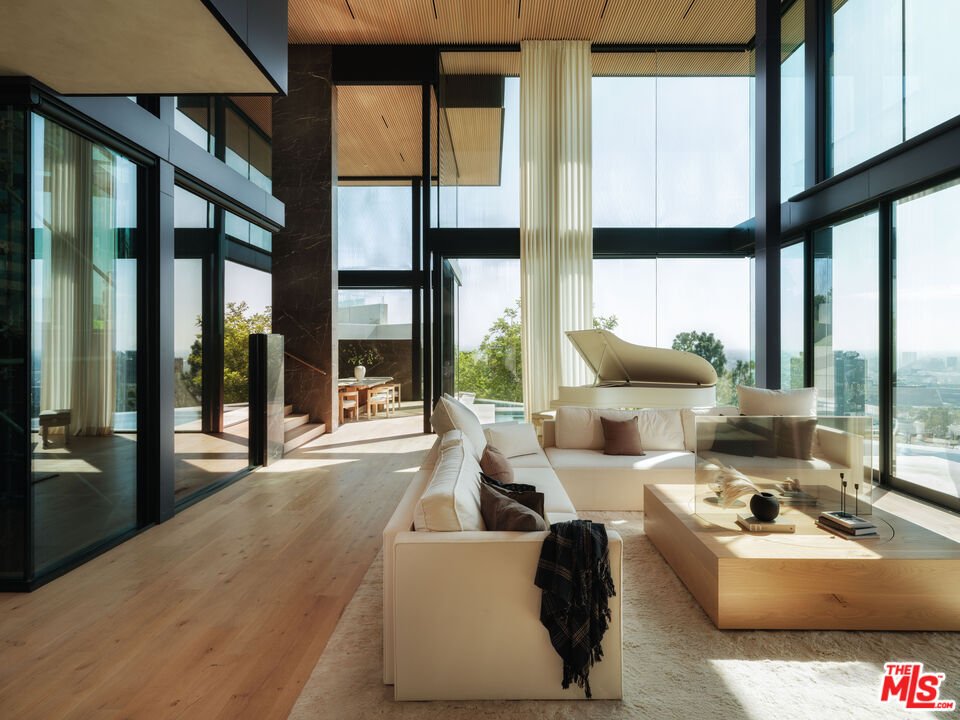 House in Los Angeles, California, United States 3 - 16543435
