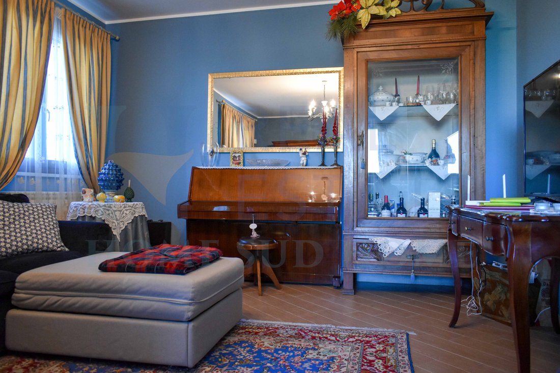 Villa in Center, Noto, Sicily 2 - 16543311
