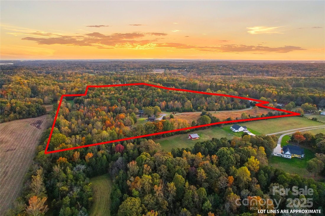 Land in Mooresville, North Carolina, United States 3 - 16543404