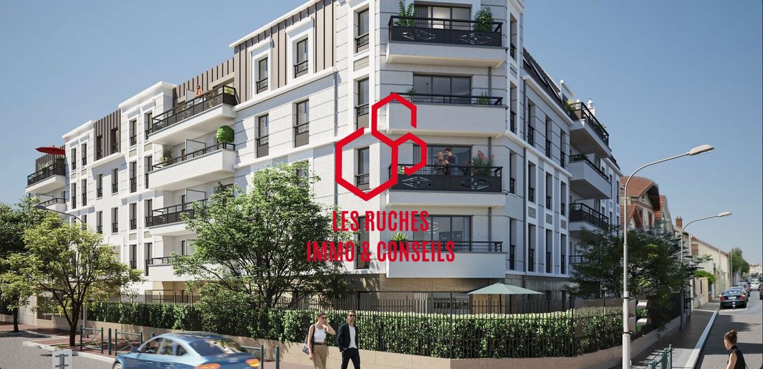 Apartment in Ledru Rollin, Le Perreux-sur-Marne, France 1 - 16544329
