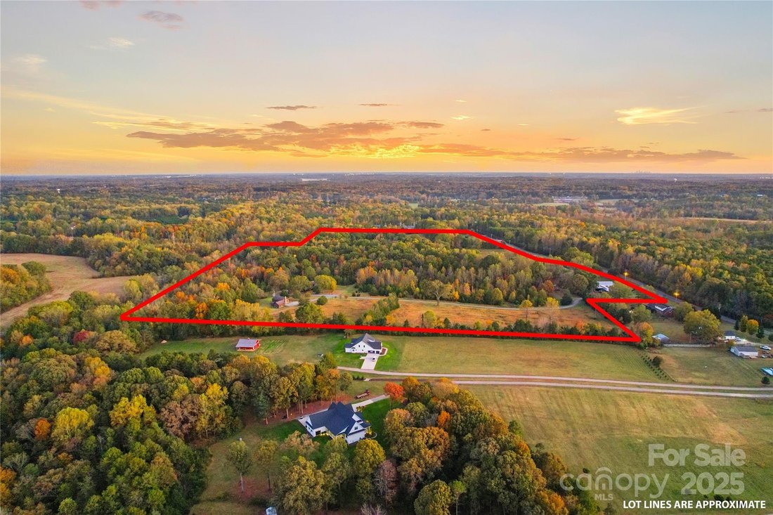 Land in Mooresville, North Carolina, United States 5 - 16543404