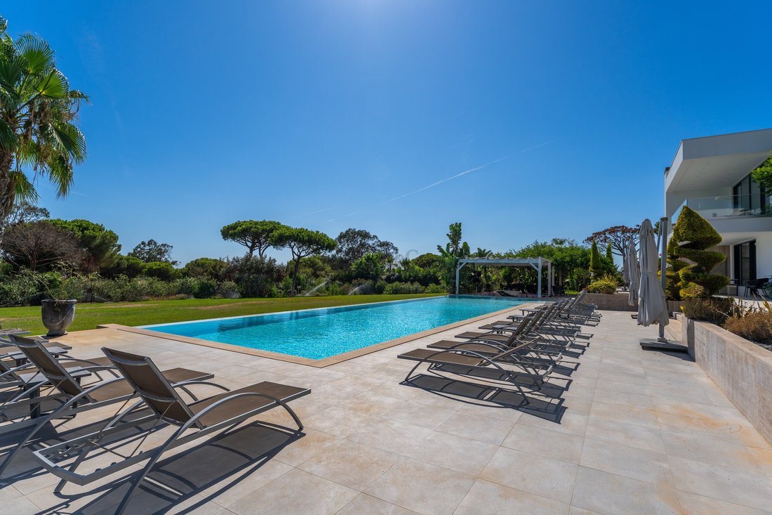Villa in Vilamoura, Quarteira, Algarve 1 - 16544591