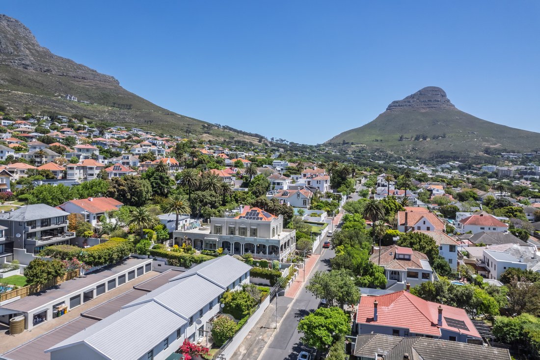 Townhouse in Cape Town, Western Cape, South Africa 3 - 16544829