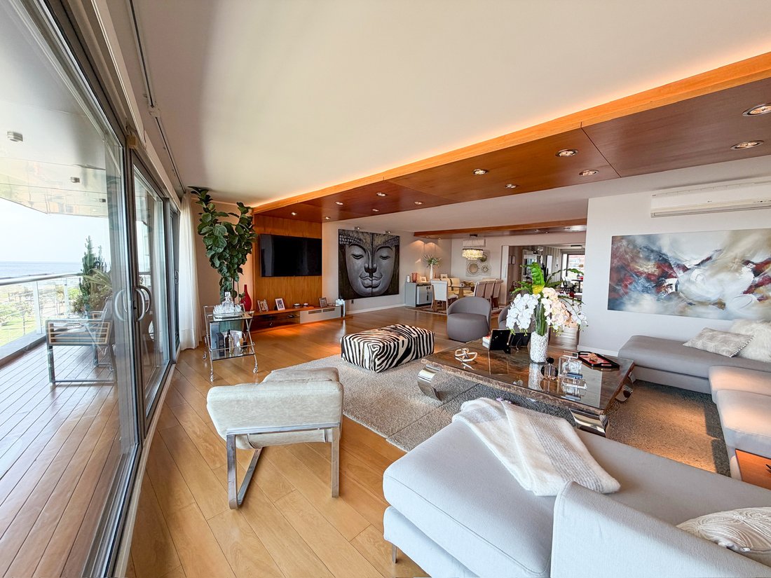 Apartment in Montevideo, Departamento de Montevideo, Uruguay 4 - 16545962