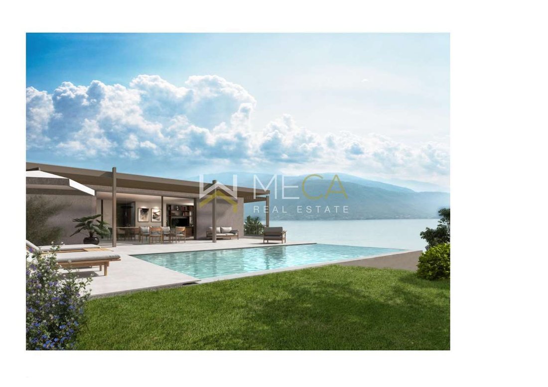 Villa in Center, Toscolano, Lombardy 1 - 16546931