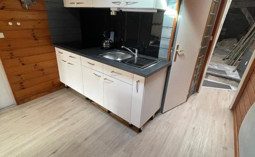 Castle for Sale in Saint-Jean-d'Angély, Nouvelle-Aquitaine, France