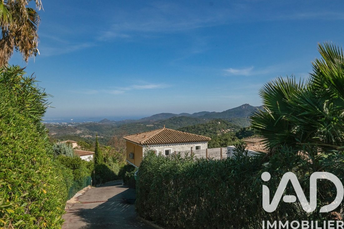 House in Les Adrets-de-l'Estérel, Provence-Alpes-Côte d'Azur, France 4 - 16551360