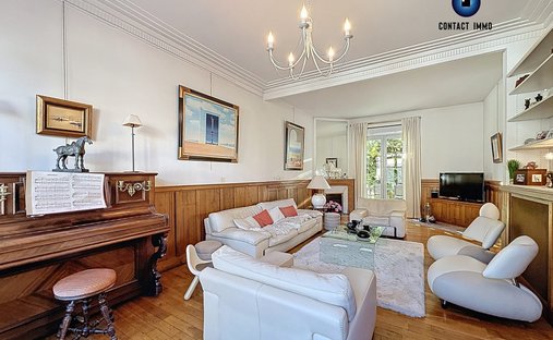 Castle for Sale in Brive-la-Gaillarde, Nouvelle-Aquitaine, France