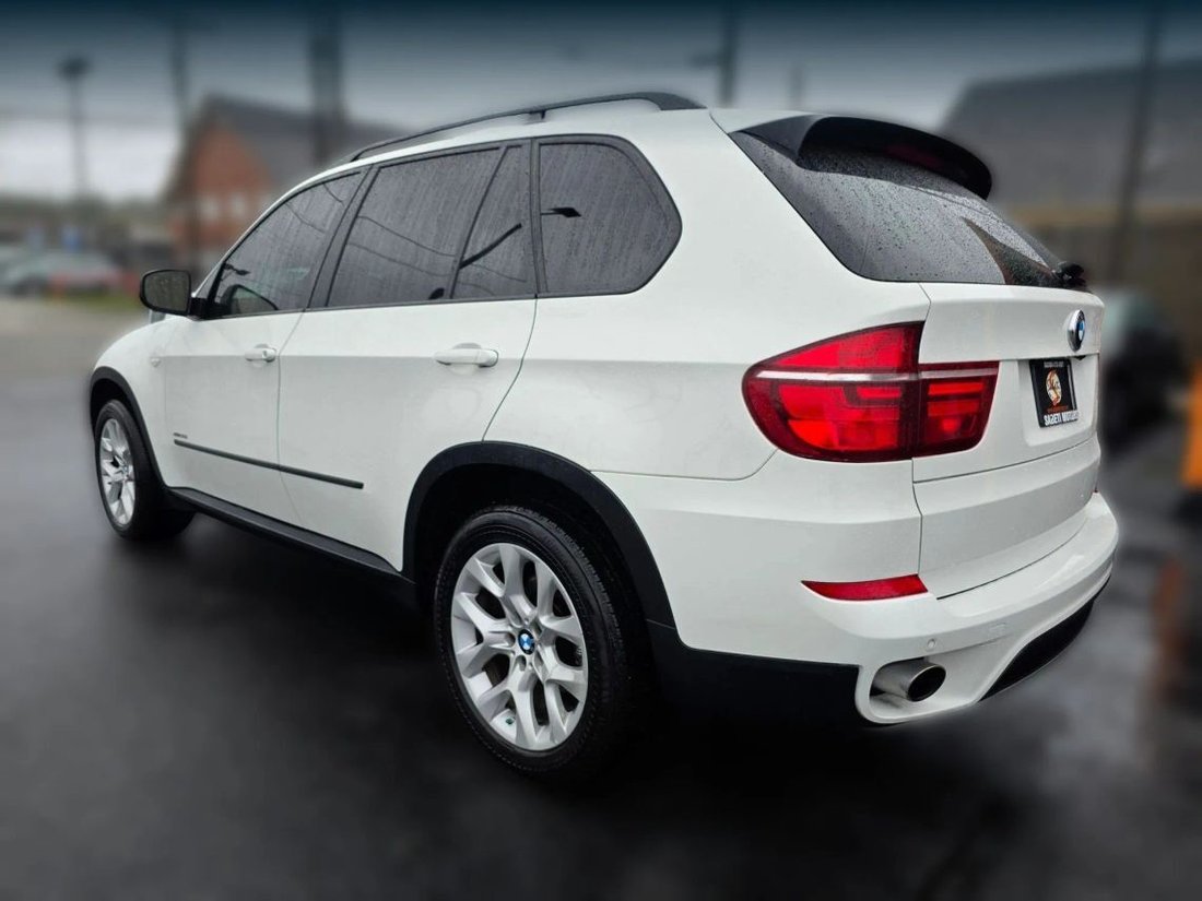 Suv in Tacoma, WA, United States 3 - 16552840