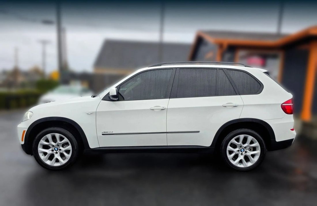 Suv in Tacoma, WA, United States 2 - 16552840
