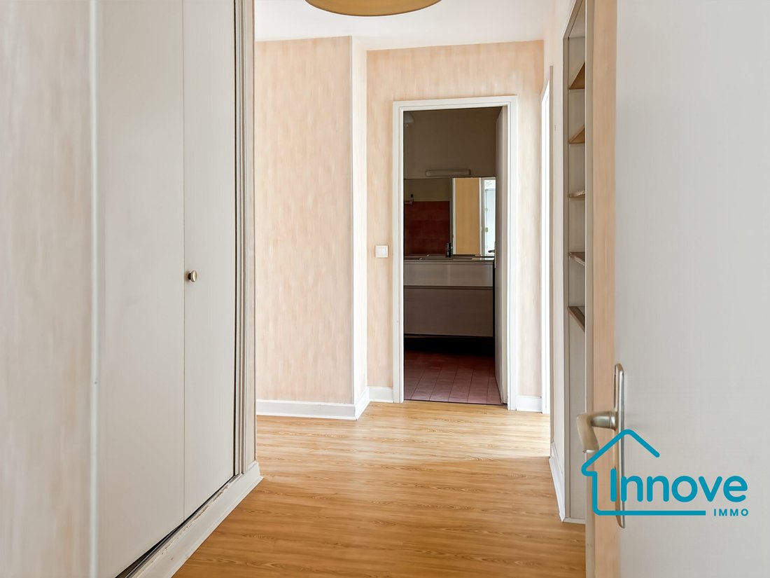 Apartment in Domaine National du Château, Versailles, France 3 - 16553088