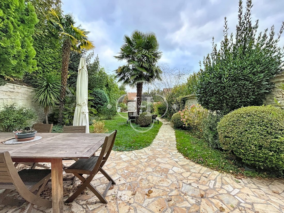House in Bas, Maule, France 1 - 16553057