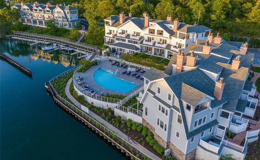 House in Hampton Bays, New York, United States 1