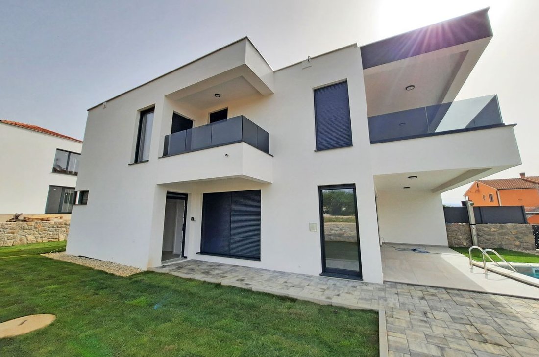 Villa in Bogovici, Malinska-Dubasnica, Primorje-Gorski Kotar County, Croatia 3 - 14535397
