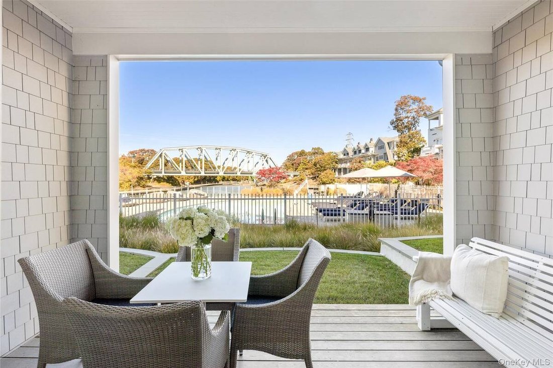 House in Hampton Bays, New York, United States 2 - 16499134
