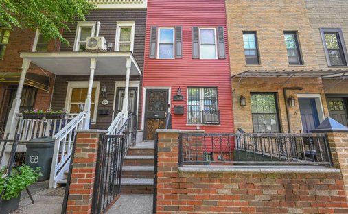 House in New York, New York, United States 1