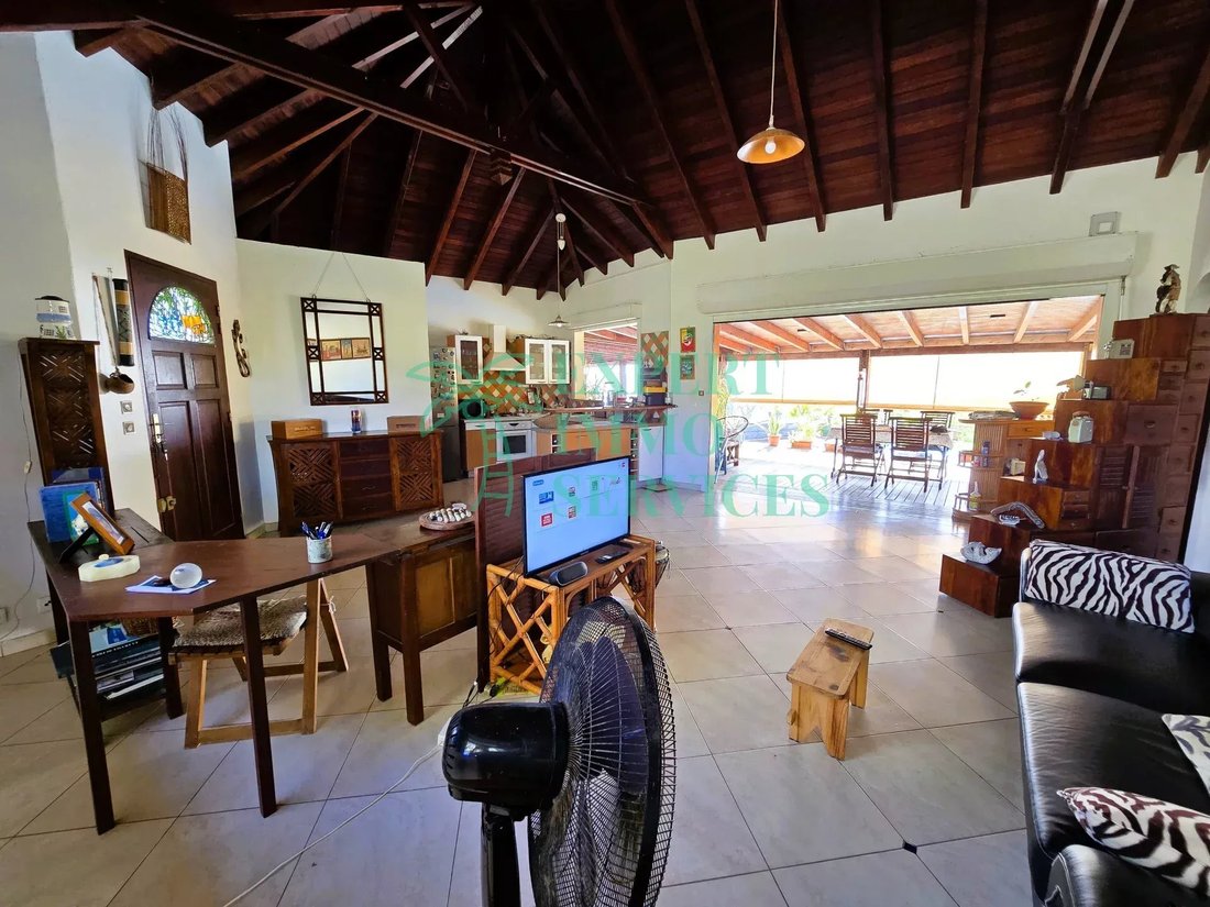 Villa in Grand-Bourg, Grande-Terre, Guadeloupe 4 - 16553608