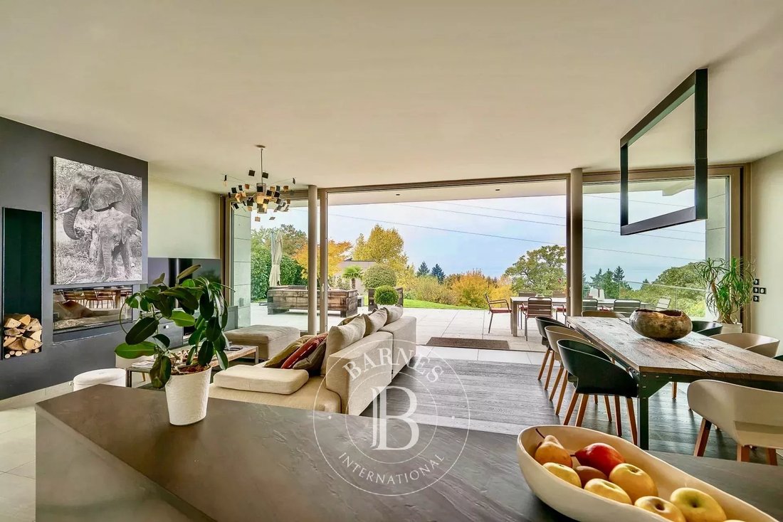 House in Evian-les-Bains, Auvergne-Rhône-Alpes, France 3 - 16545155
