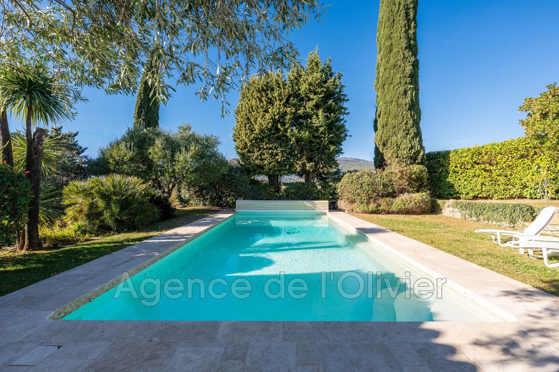 Villa in Valbonne, Provence-Alpes-Côte d'Azur, France 4 - 12817023