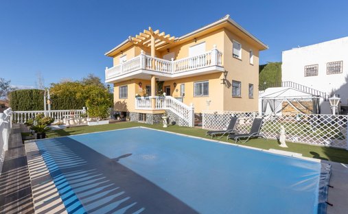 Villa in Gojar, Andalusia, Spain 1