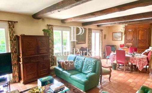 Castle for Sale in Auray, Brittany, France