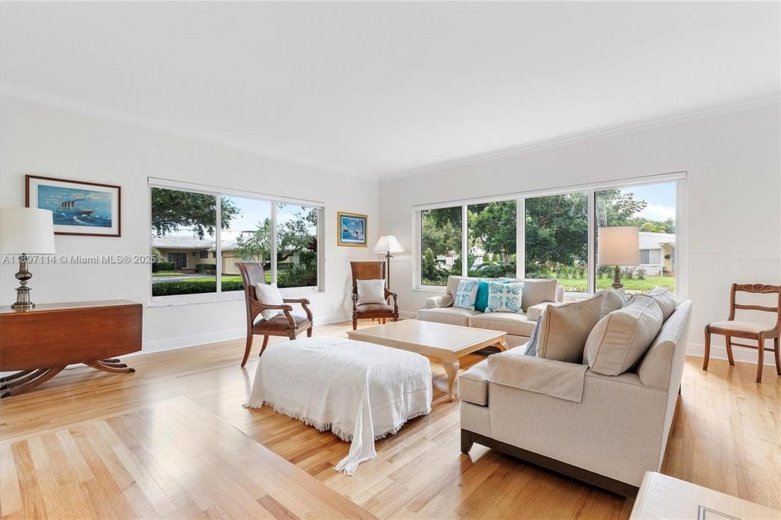 House in Miami, Florida, United States 5 - 16549035