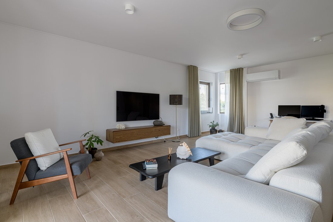 Apartment in North Athens, Attica, Greece 3 - 16544615