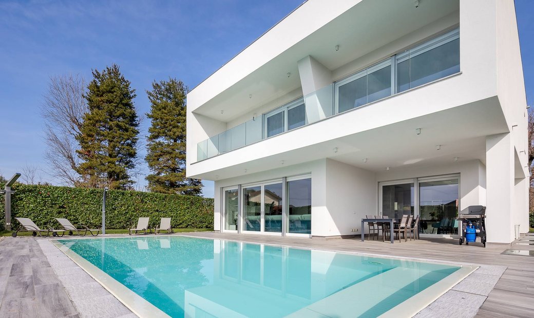 Image showcasing Elegant Minimalist High Tech And Energy Efficient In Guanzate, Lombardy ...