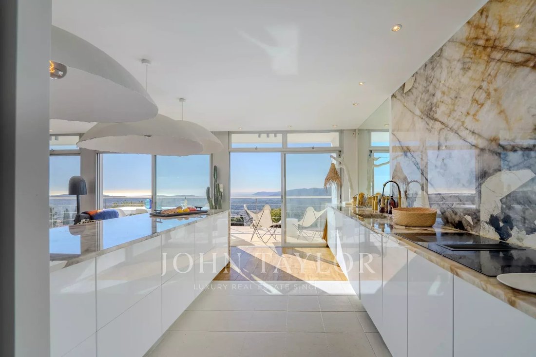 House in Grasse, Provence-Alpes-Côte d'Azur, France 2 - 16544913