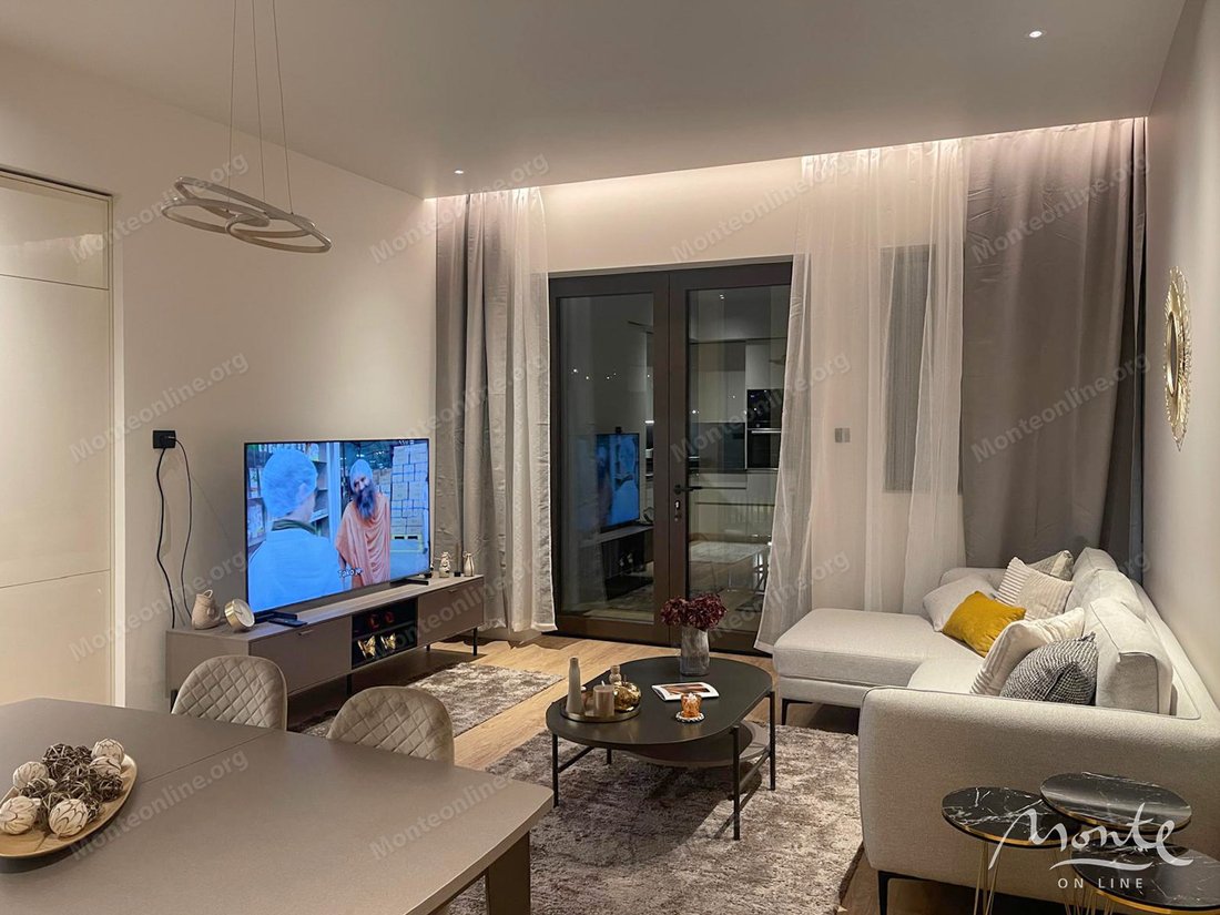 Apartment in Tivat, Tivat Municipality, Montenegro 2 - 16553548