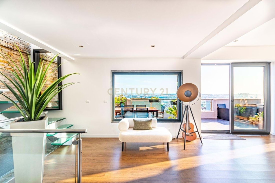 Apartment in Ramada e Canecas, Lisbon, Portugal 3 - 16547324